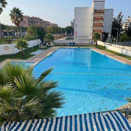 Comfort 1Bdr Apartment W/Pool By Lovelystay بورتيماو المظهر الخارجي الصورة